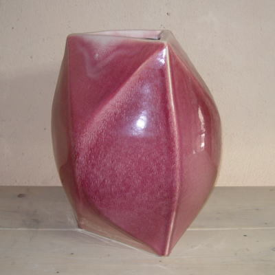茜